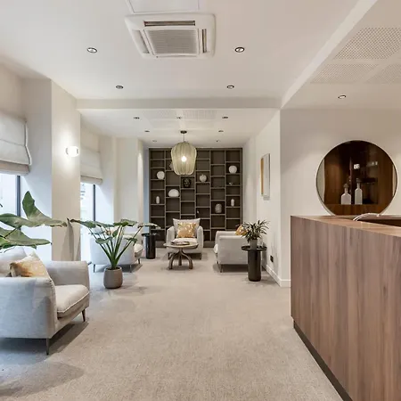 Le Monsieur By Sweett Hotel 4*