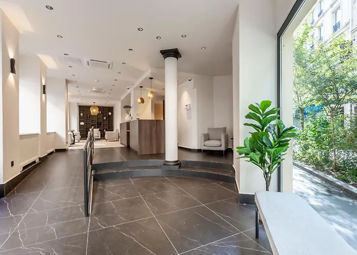 Le Monsieur By Sweett Hotel